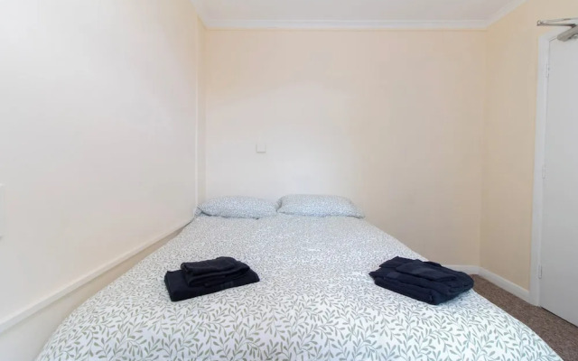 Brookvale Guest House Room 13