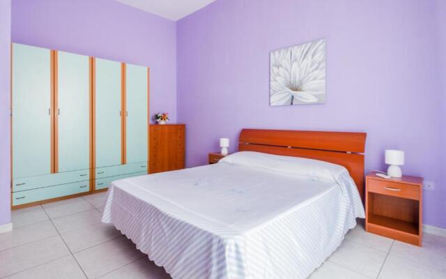 Lilla's house near the beach, parking & wifi