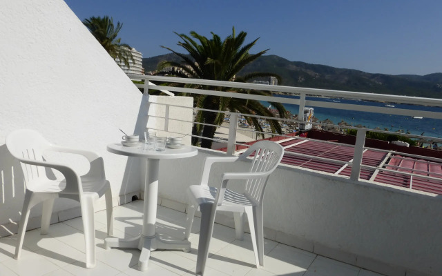 Apartamentos Balear Beach