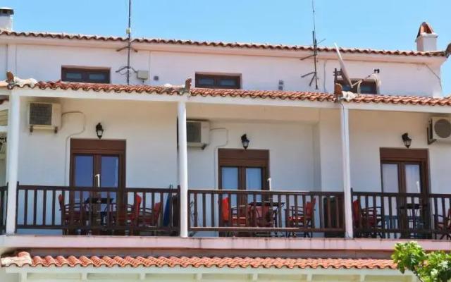 Panormos Maisonettes