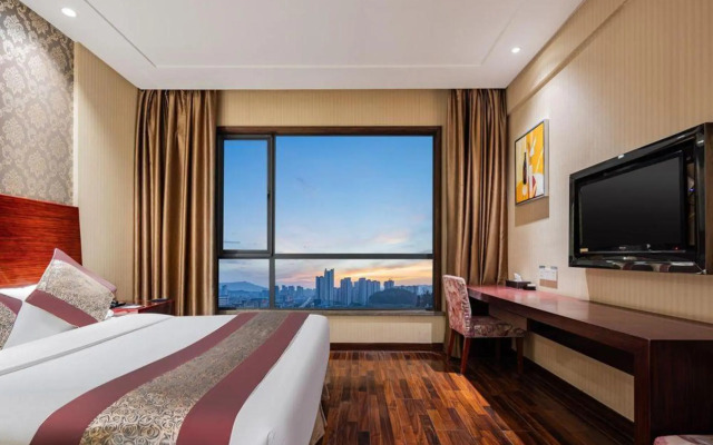 Haowei Kairui Hotel (Jingshan Railway Station Inn)