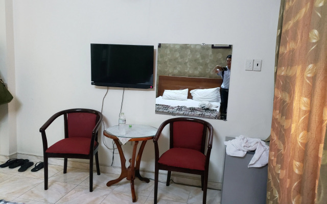 Nhu Huynh Hotel