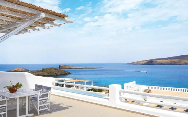 Mykonos Lolita, A Grecotel Resort To Live