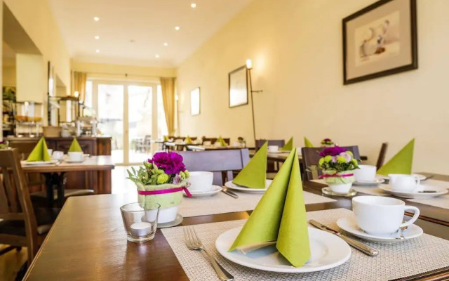 Hotel Arador