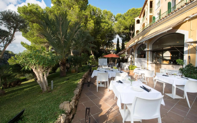 Ona Cala Pi Club