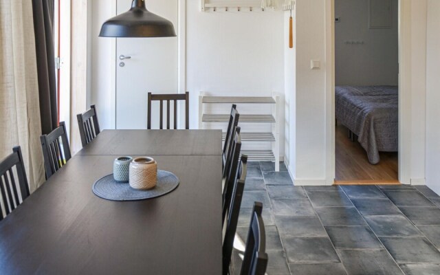 Awesome Home in Löttorp With 5 Bedrooms