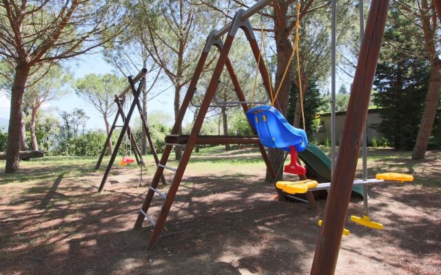 Cozy Farmhouse With Campriano With Swimming Pool