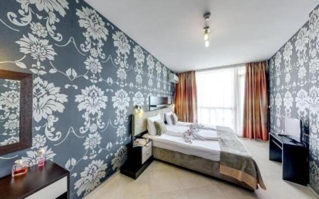 Briz Beach Apartments