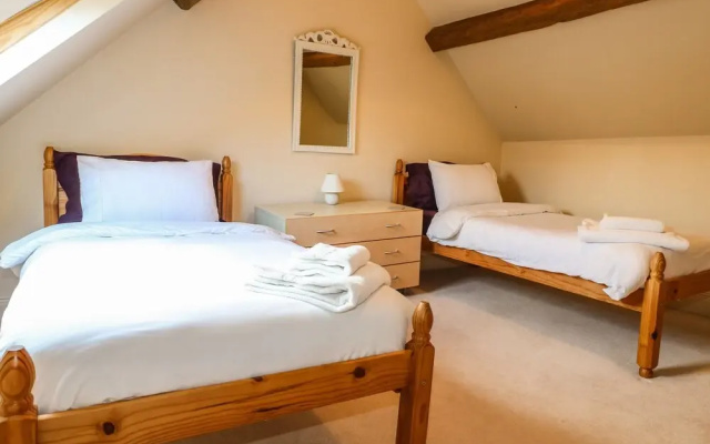 Mill Farm - The Farmhouse