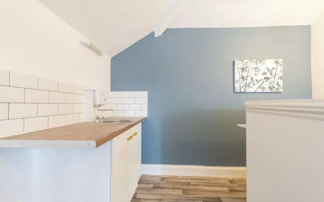 Stunning 5-bed Maisonette in Bristol