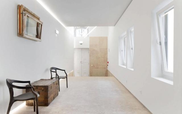Lisbon Serviced Apartments - Ascensor da Bica