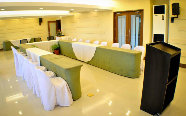 Fersal Hotel Kalayaan