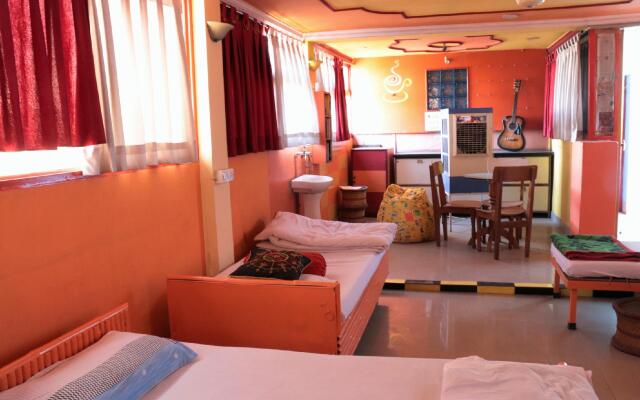 Govind Hotel