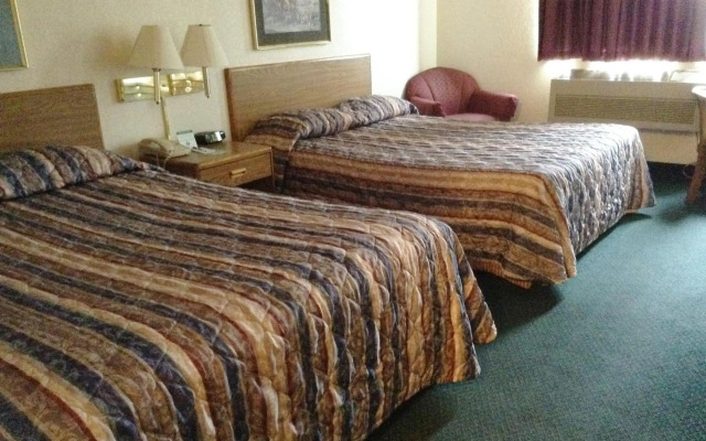 Travelodge by Wyndham Hudsonville