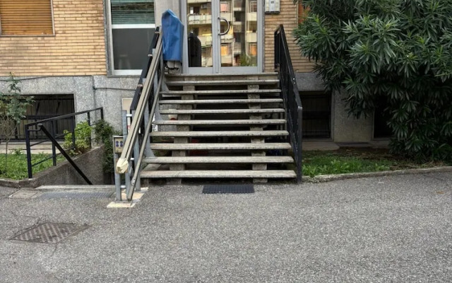 Cosy Studio Quick Metro Ride to Centre