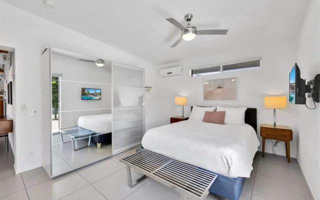 Modern Paradise at Sonora