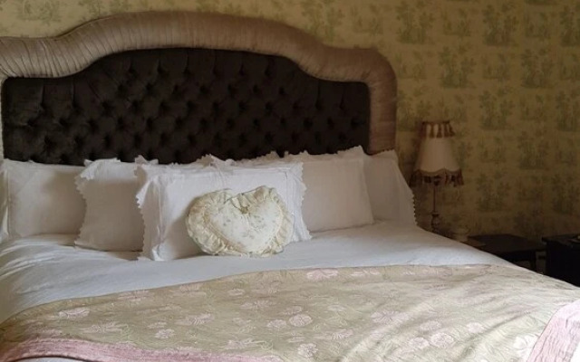 Rossington Hall