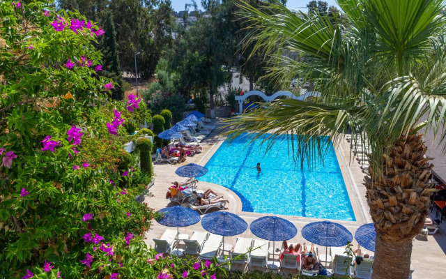 Natur Garden Hotel
