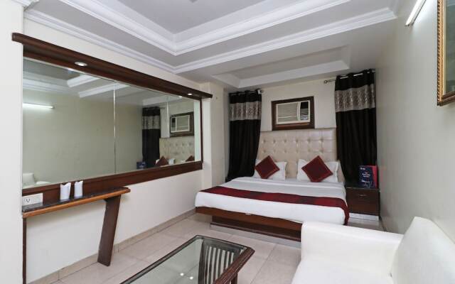 OYO 10848 Hotel Geeson