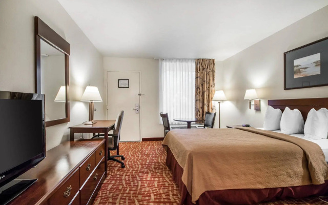 Quality Inn At Town Center