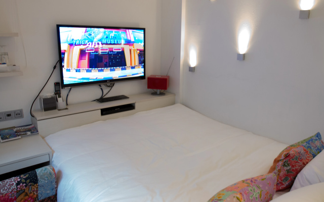 The Daulat by Hotel Calmo – Guest Rooms – Singapore