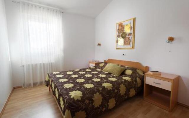 Apartments Irena