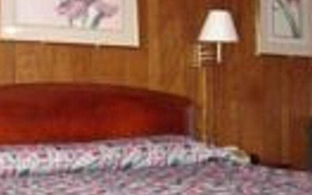 Washington & Lee Motel