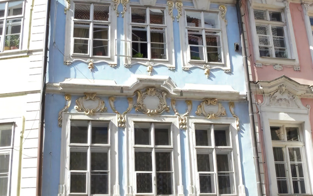 Charles Bridge Economic Hostel