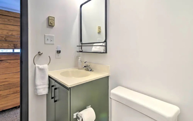 Swiss Mtn Condo: 3 Mi to Seven Springs Resort