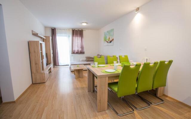Podkoren Apartments