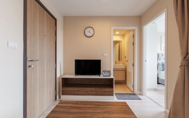 Near BK University Quiet Condo in Rama4 bkb135