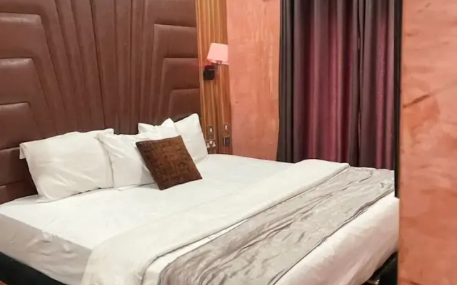 DE Caribbean Luxury Hotel and Suites
