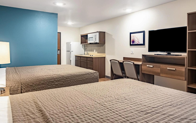 WoodSpring Suites Toledo Maumee