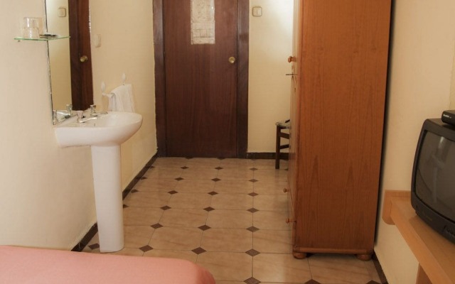 Hostal París