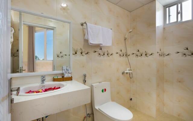 OYO 343 Phu Quynh Hotel