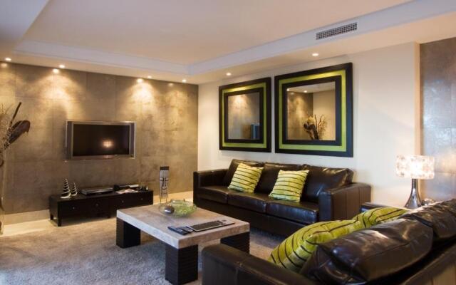 Heaven Beach Apartments, Apt 402