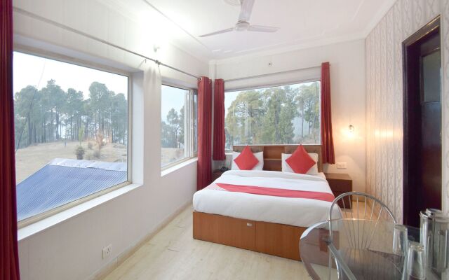 OYO 12079 Hotel Manu Vinod