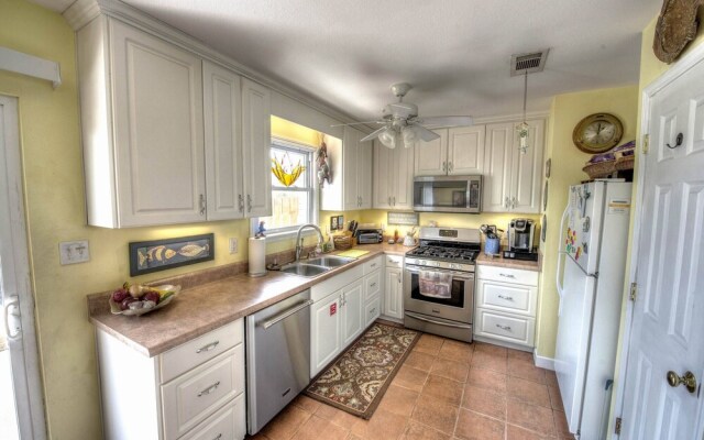 1006 PANFERIO DRIVE - Three Bedroom House