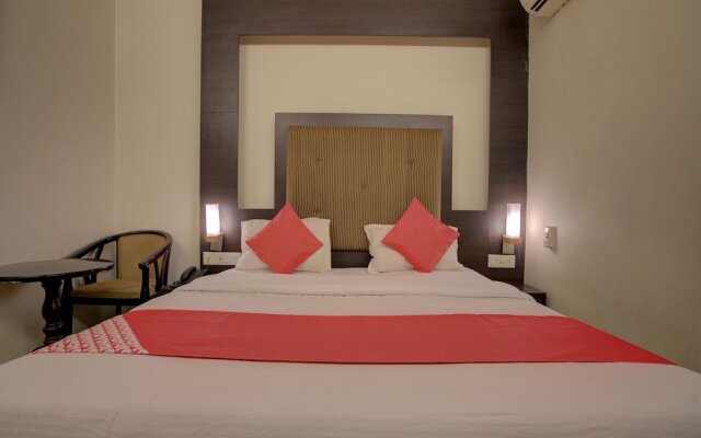 OYO 26196 Hotel Vip Regency