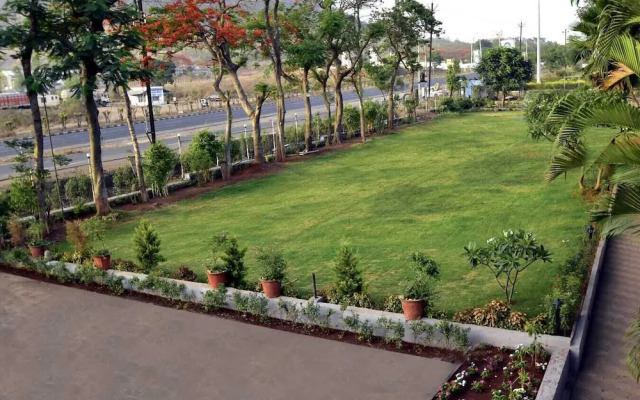 OYO Premium Villholi Nashik