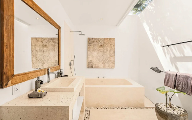 The Saya House Villa by Betterplace