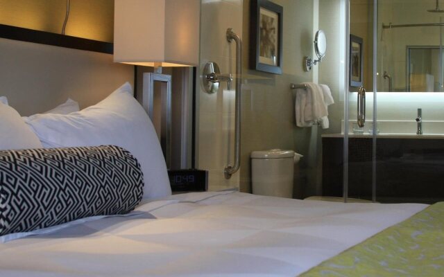 The Hollis Halifax a DoubleTree Suites by Hilton Hotel