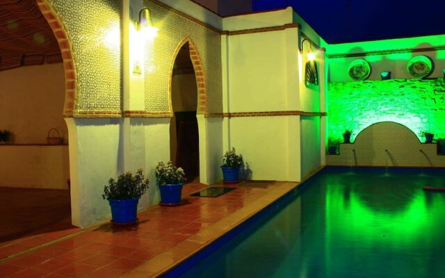 Holiday home in a pretty enclave (La Joya).