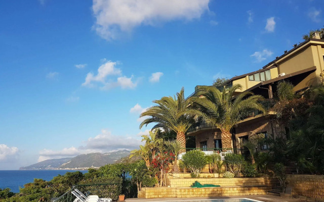 Villa Anita Residence