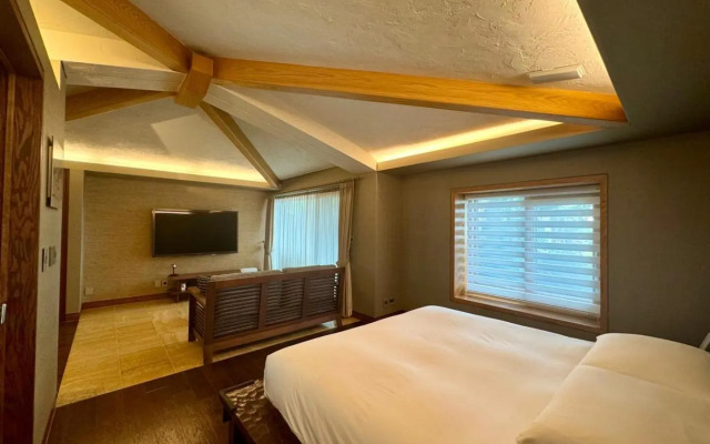 Seaes Hotel & Resort