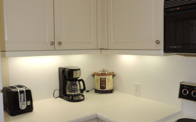 Laurel Court #308