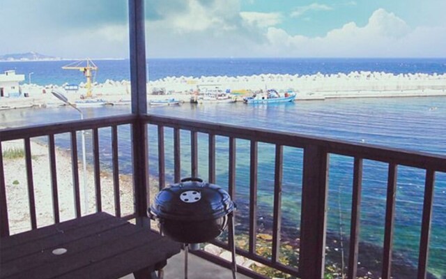 Uljin Sea and Momalet Pension