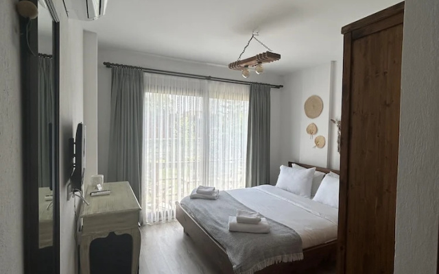 Pupa Alacati Butik Otel