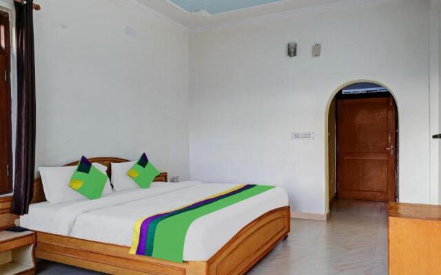 Goroomgo Sapphire Inn Bhimtal
