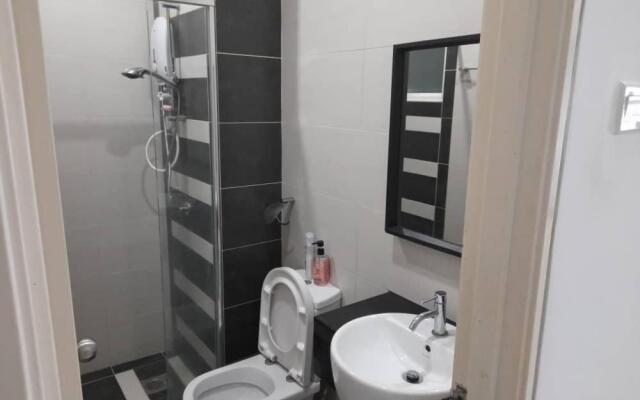 Style*3 rooms 3 beds*@ Central Residence Sg.Besi